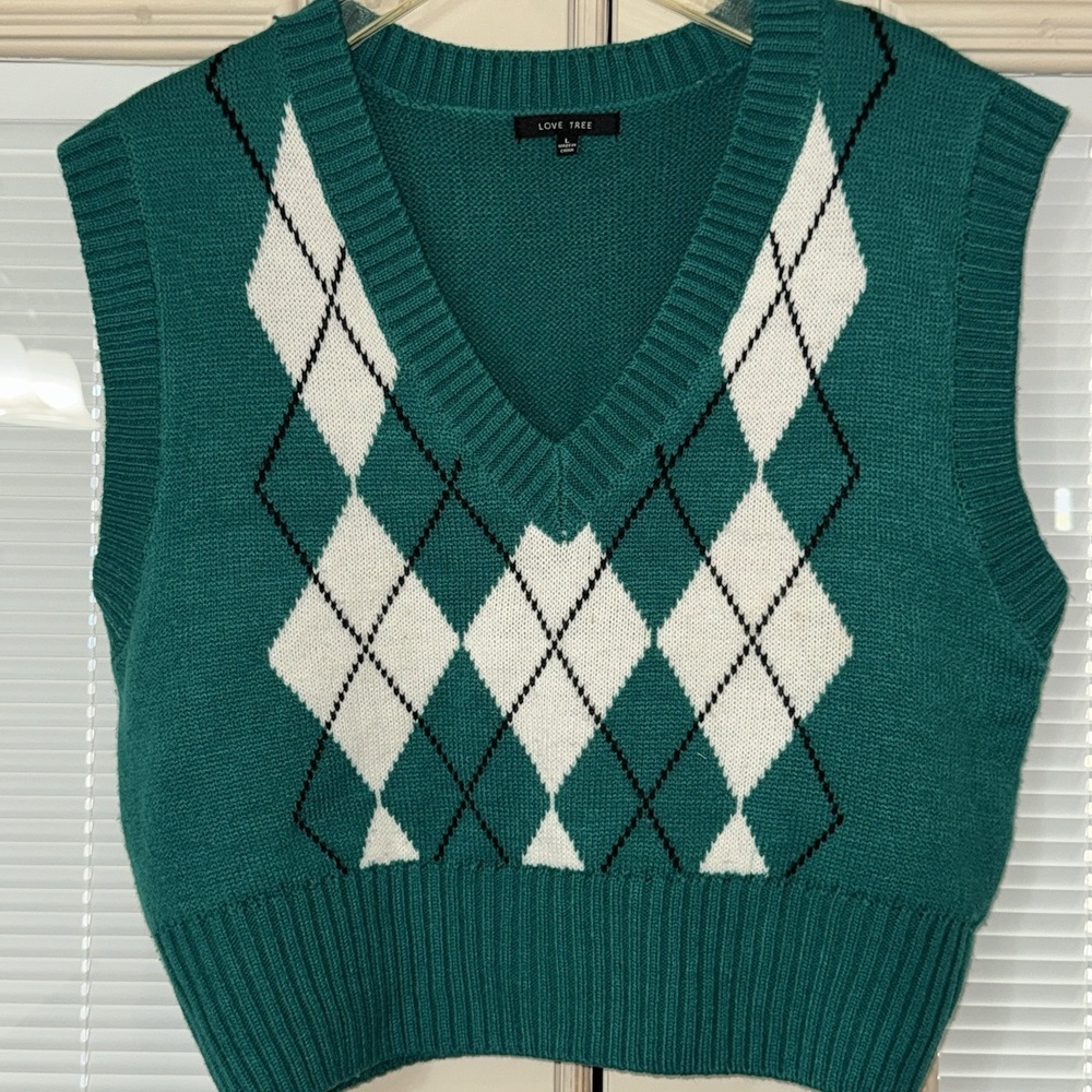 Love Tree Teal and White Argyle V-Neck Sweater